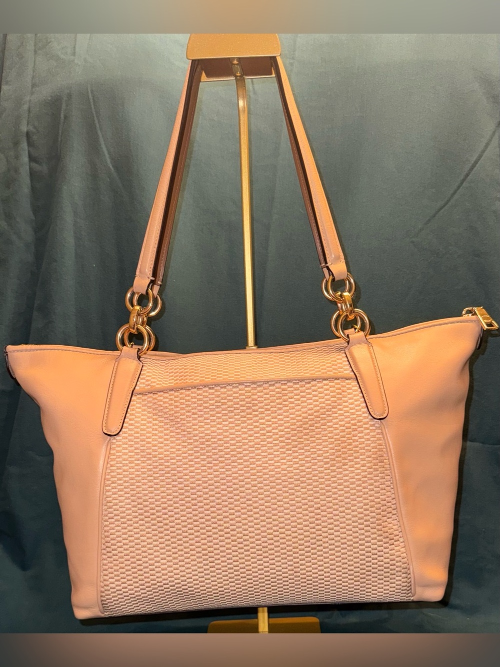 Coach Legacy Exploded Reps Jacquard Ava Tote with Gold Tone Hardware - Picture 2 of 12